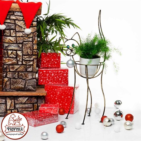 Кованая цветочница