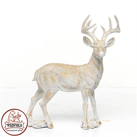 Интерьерная фигура олень