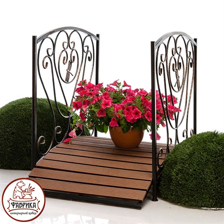 Декоративный мостик для сада 