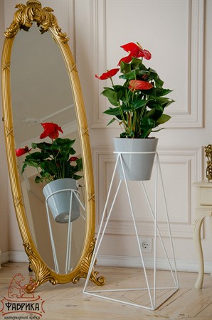 Подставка под цветы