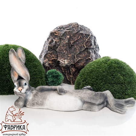 Фигура для сада Заяц лежит
