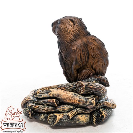 фонтан с ведром