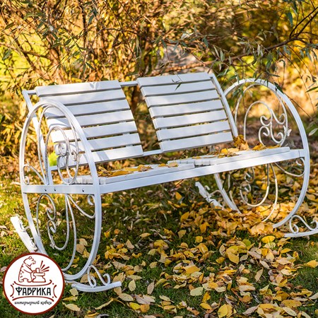 кресло-качалка для сада